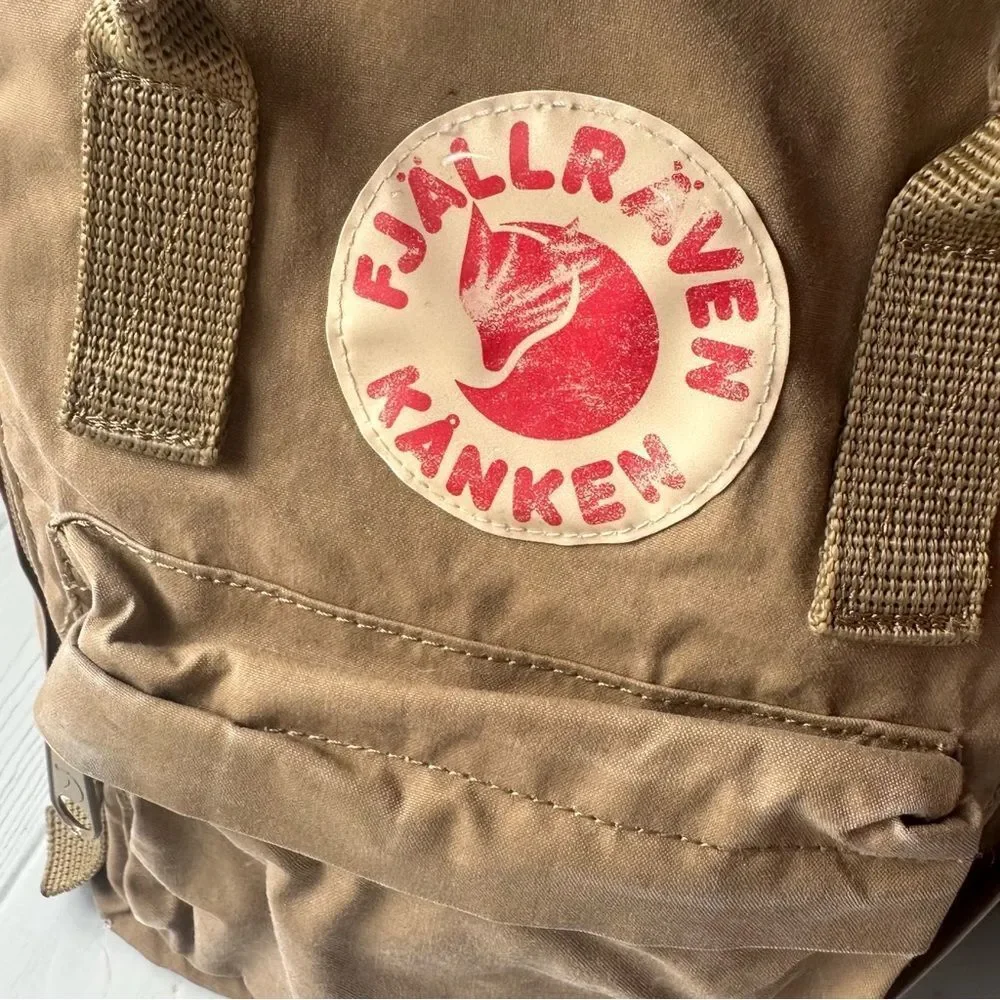 Kånken Mini Khaki Tan Backpack